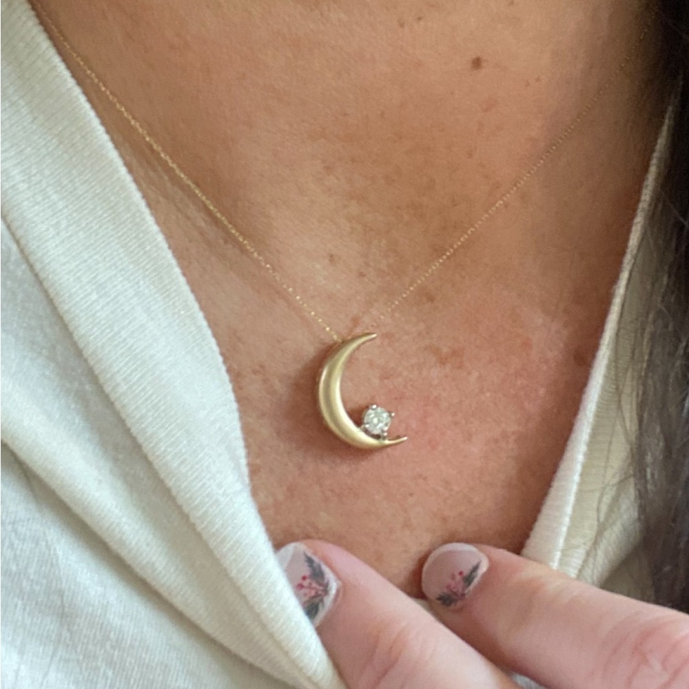 Rare and Forever To the moon and back Gold Diamond Star Necklace - Picture 5 of 6